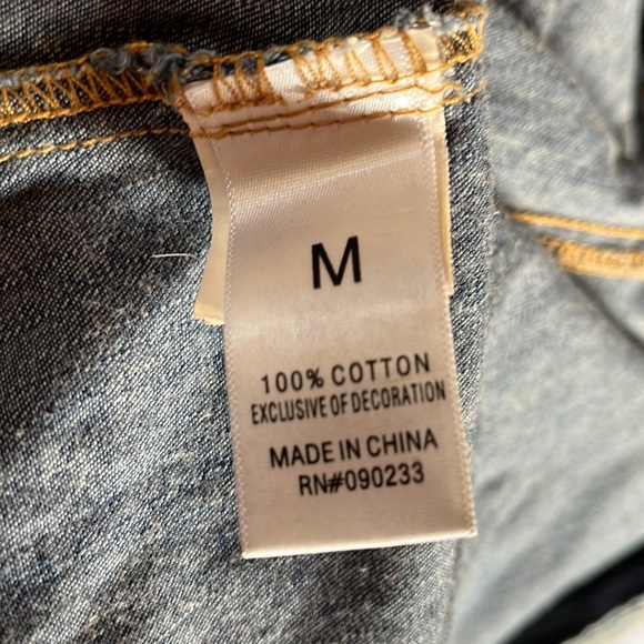 Ombré Chambray Button Down with Embroidery | Size M - Picture 4 of 4